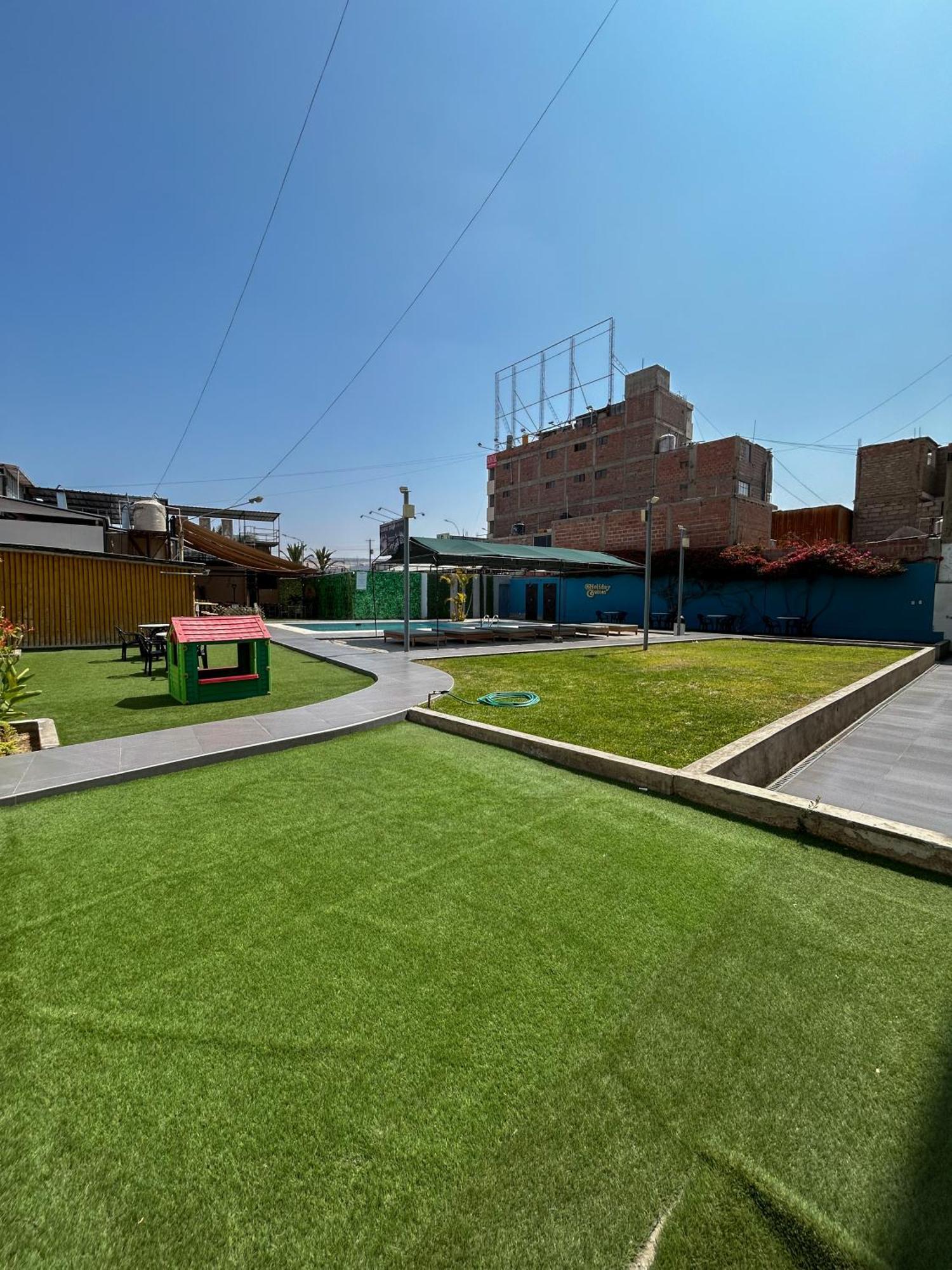 Holiday Suites Tacna Buitenkant foto