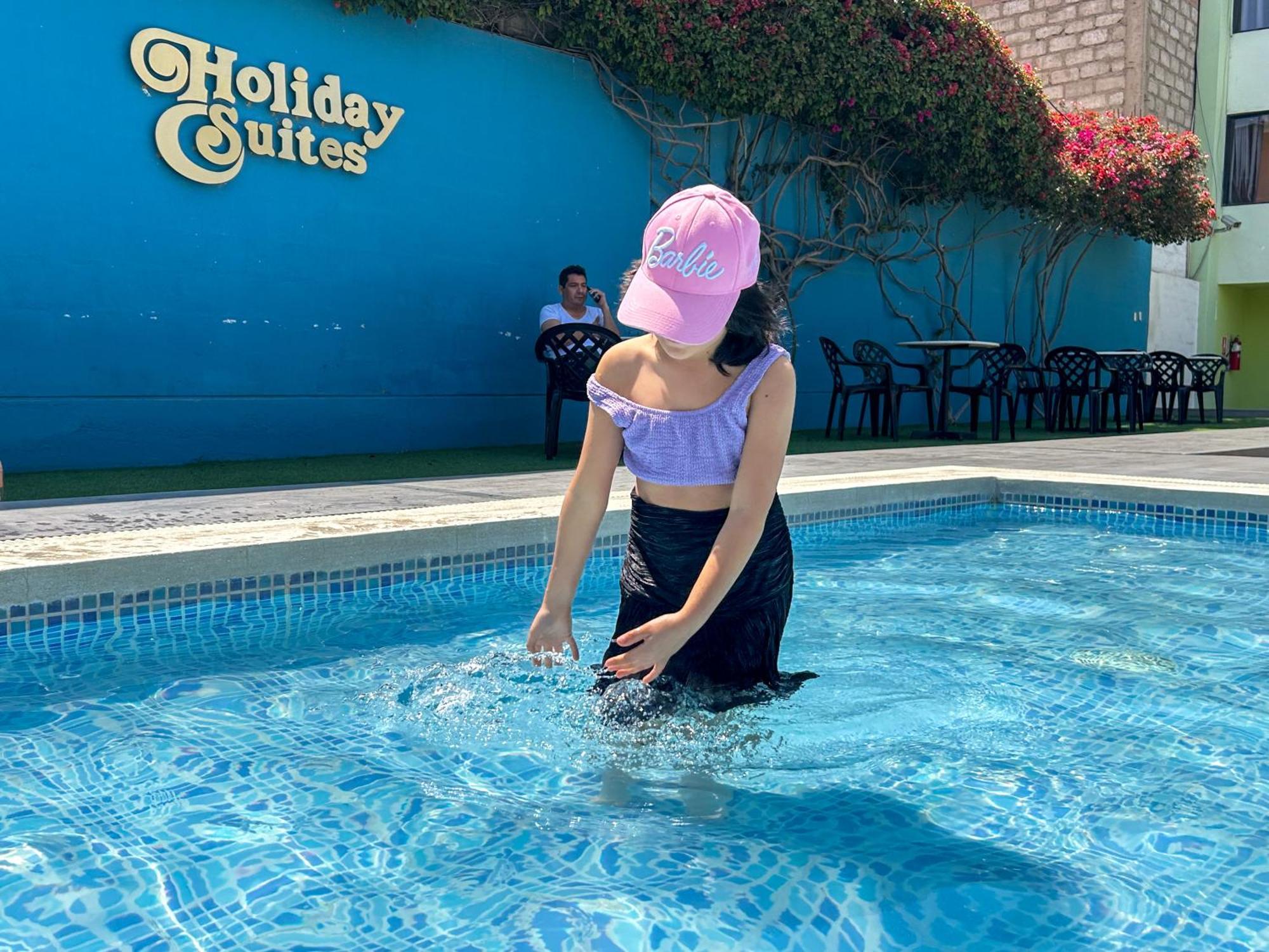 Holiday Suites Tacna Buitenkant foto